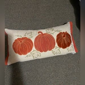 Decorative fall pillow